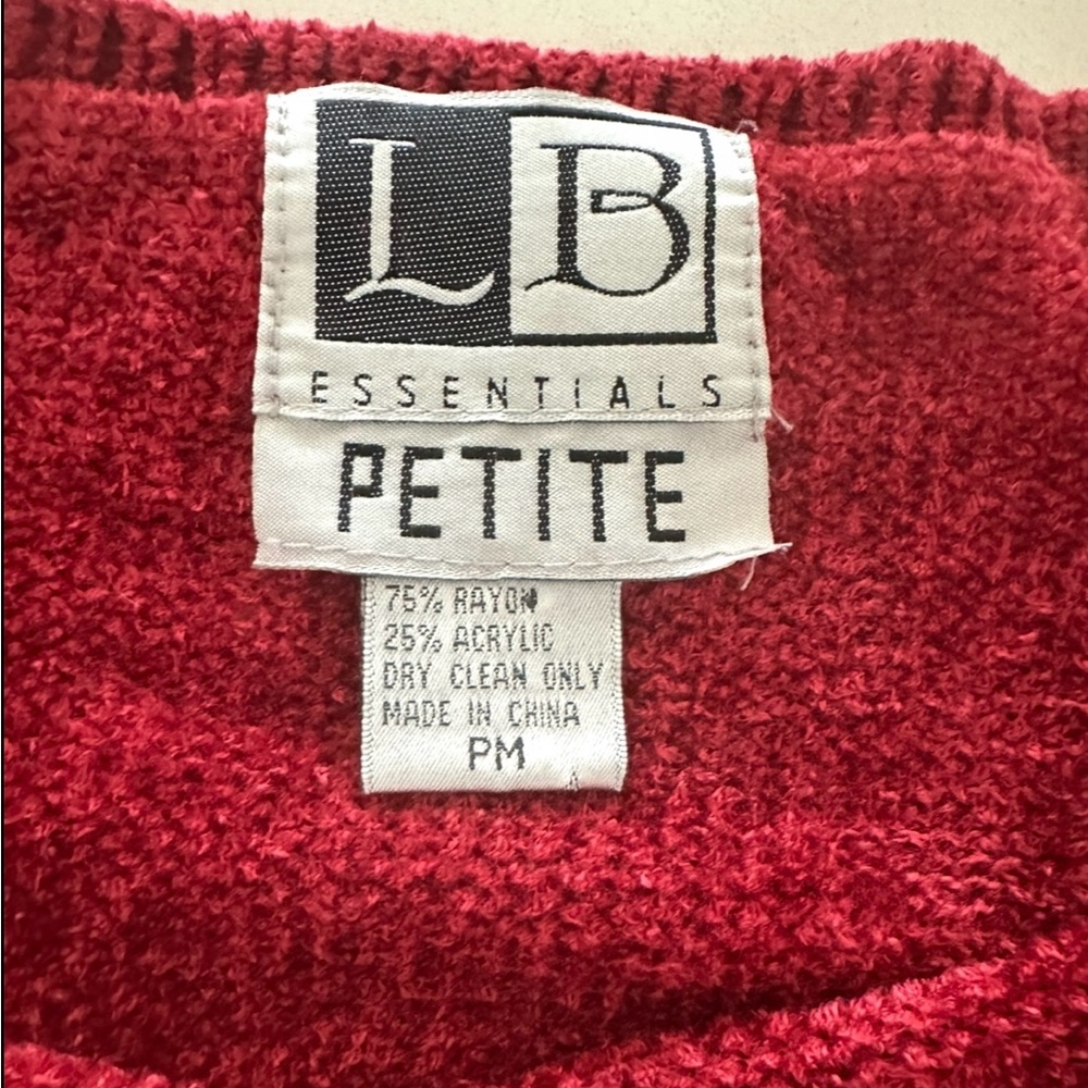 L B Petite Red Sweater Shirt - Picture 2 of 6